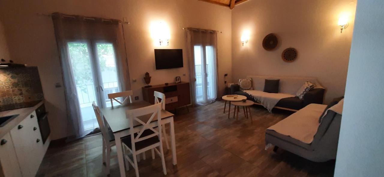 Central Apartment Patitírion Zewnętrze zdjęcie
