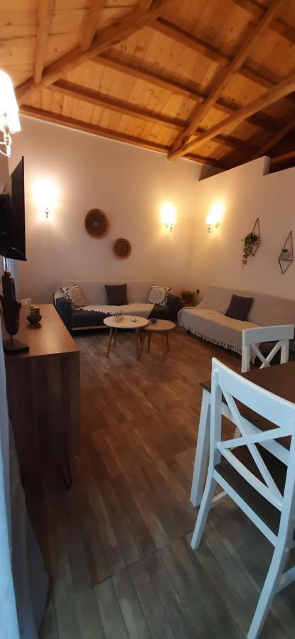Central Apartment Patitírion Zewnętrze zdjęcie